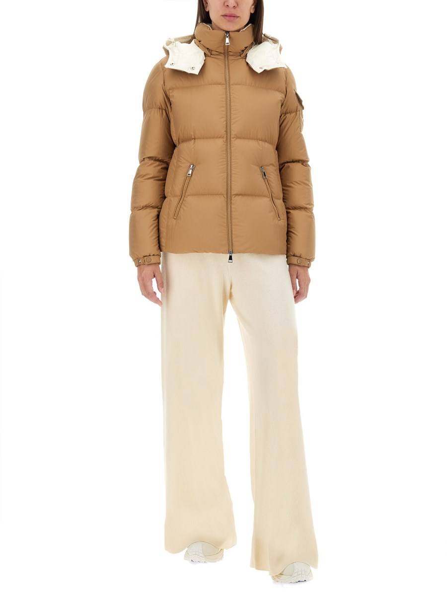 MONCLER GIACCA CORTA FOURMINES IN NYLON RICICLATO Vendita calda