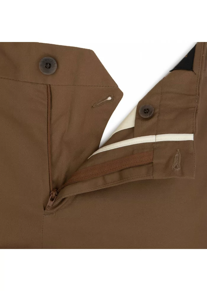 OUT/FIT | PANTALONI SOLDI COTONE MARRONE TABACCO Rilascio limitato