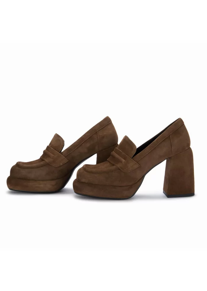 POESIE VENEZIANE | SCARPE TACCO CAMOSCIO MARRONE Convenienza