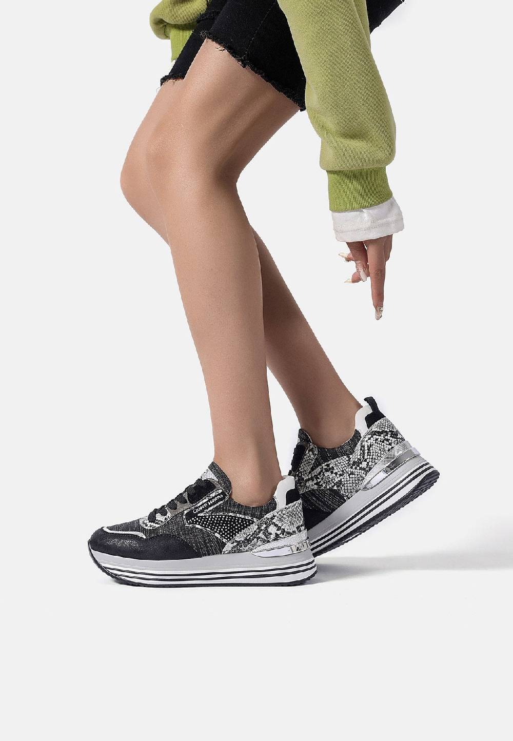 Queen Helena Sneakers - X28-28 Ultimi tre giorni
