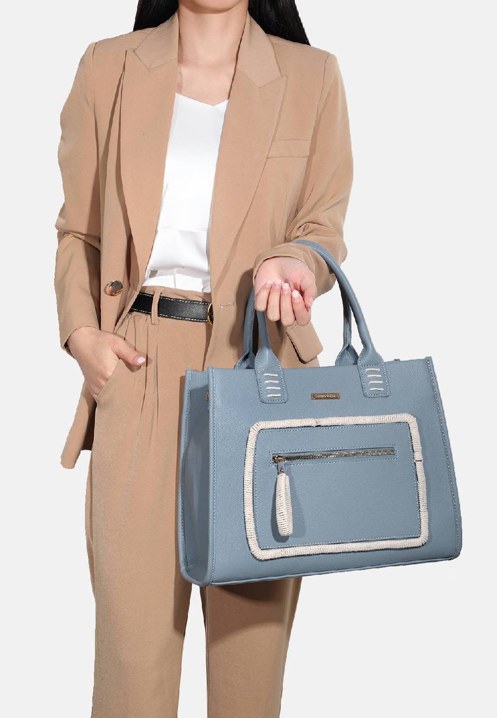 Queen Helena Borsa - M8019 In vendita