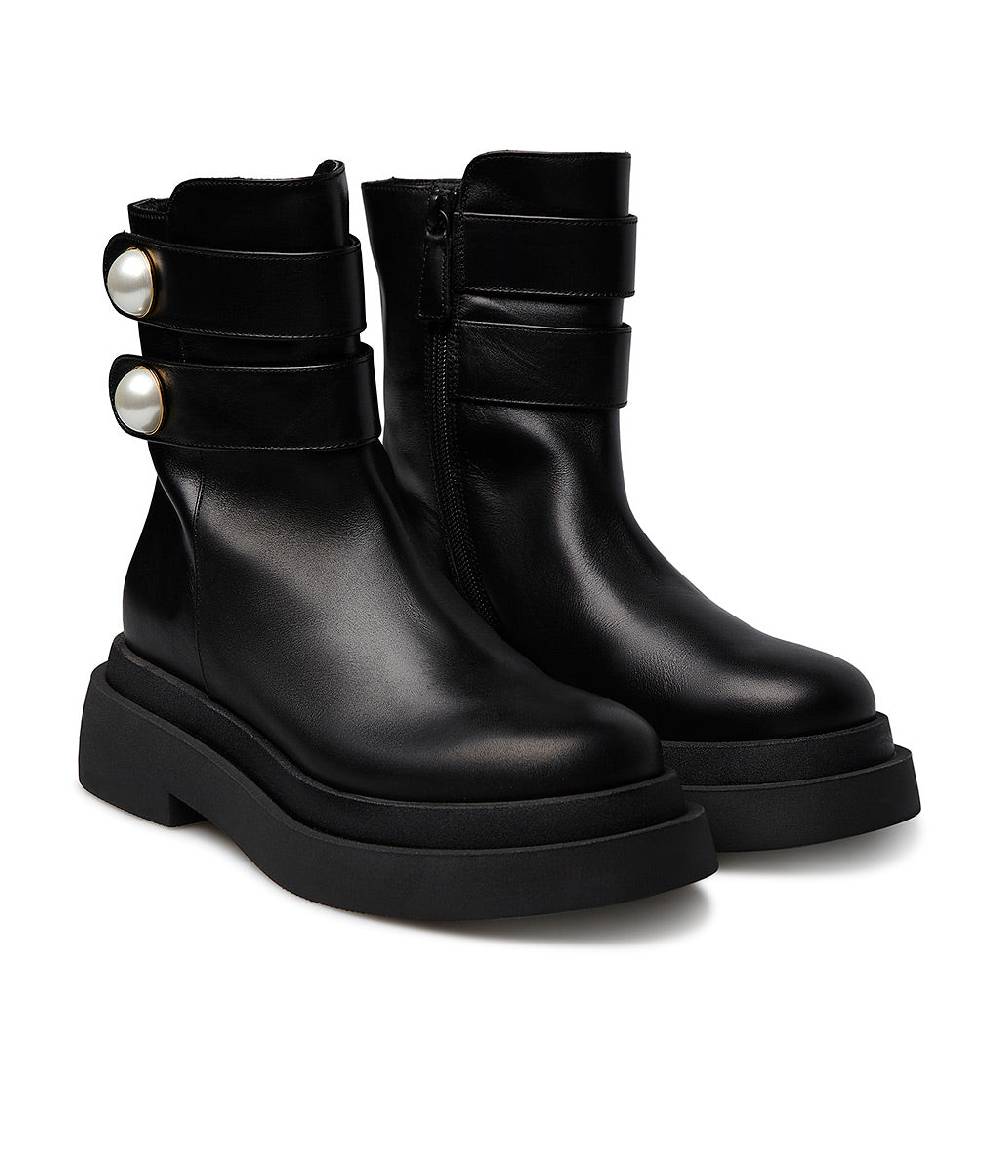 Loriblu Stivaletto in vitello nero con cinturini e borchie perla Promozione Limitata