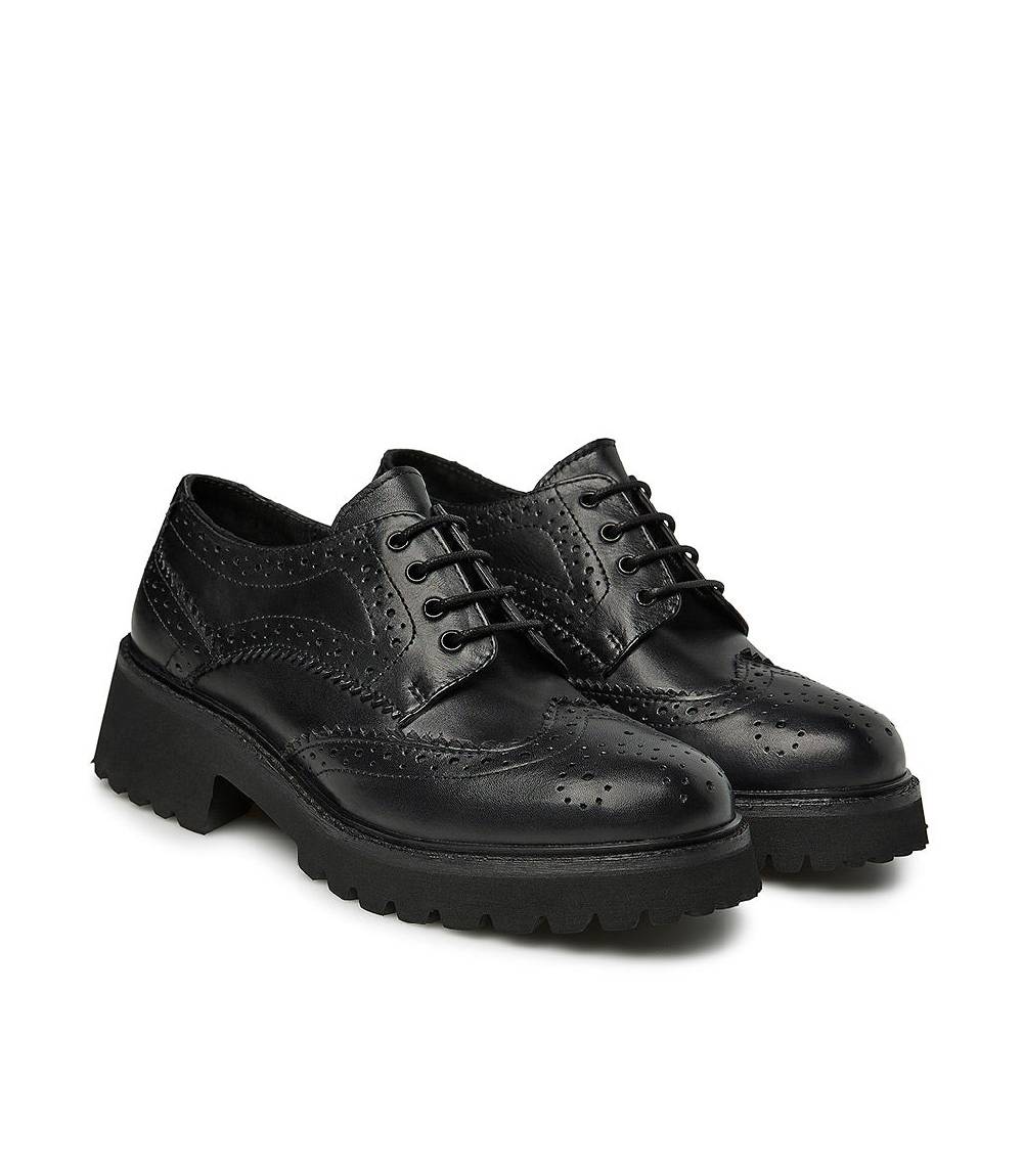 Loriblu Derby brogue in vitello nero Sottocosto