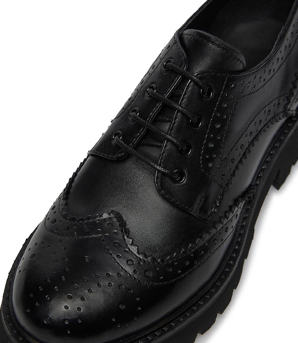 Loriblu Derby brogue in vitello nero Sottocosto