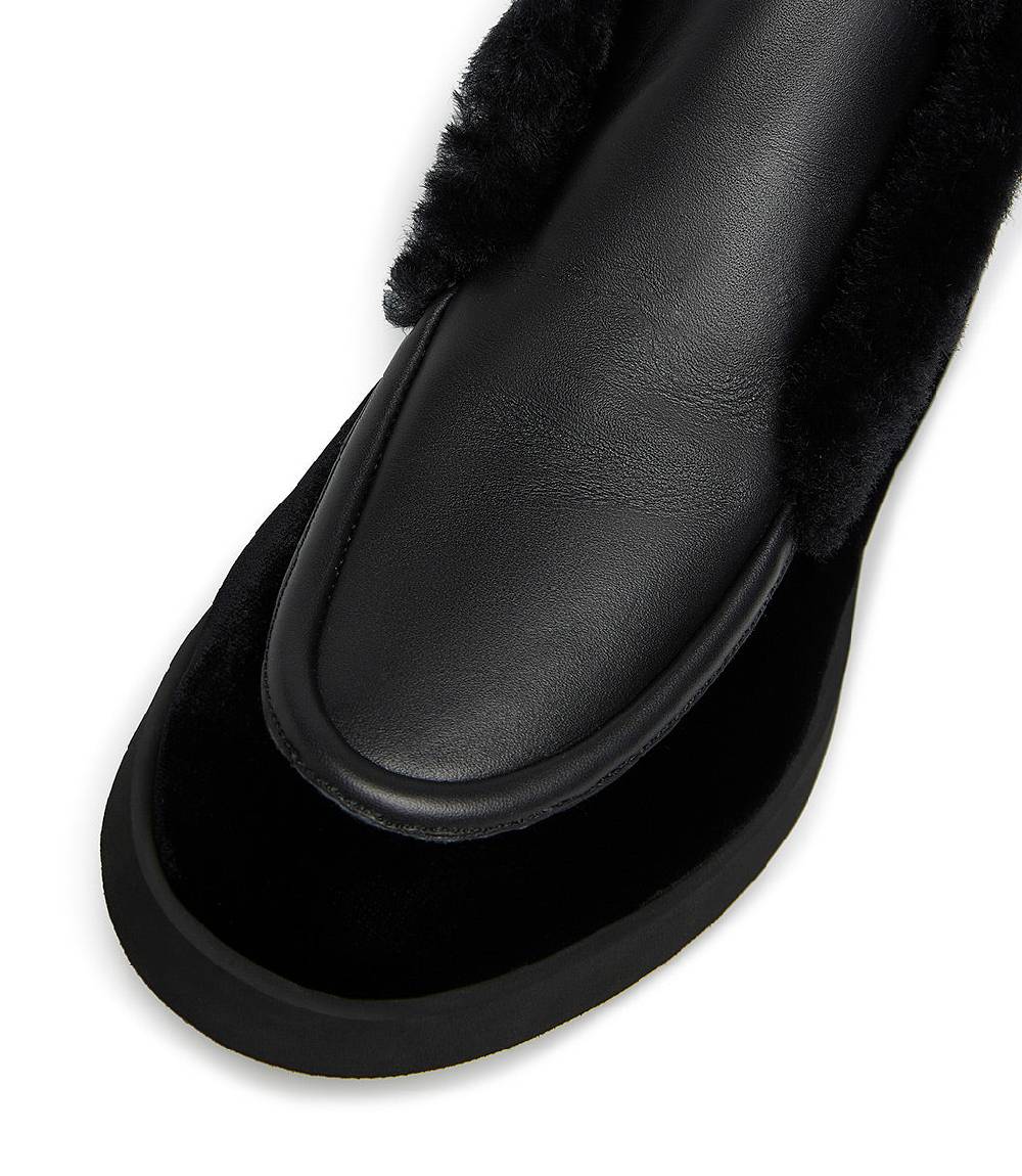 Loriblu Mocassini in camoscio e nappa nera con fodera shearling Offerta San Valentino