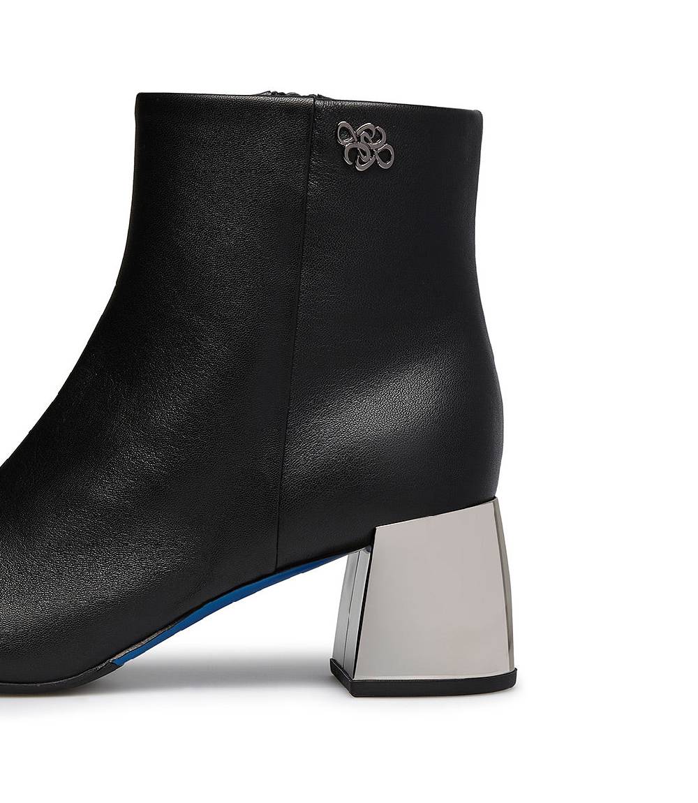 Loriblu Stivaletto in nappa nera con tacco metal argento Offerta Anniversario