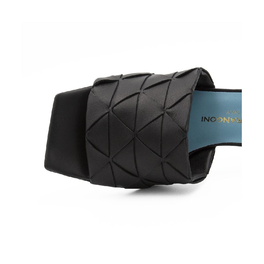 Amalfi by rangoni Mules Dino nero In vendita